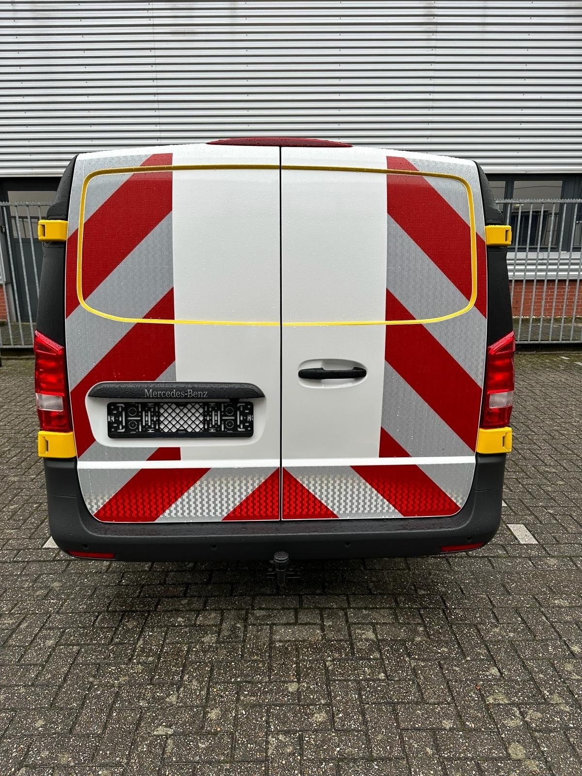 Industriemarkering rood/wit rechtswijzend 282 mm - Reflexfolie